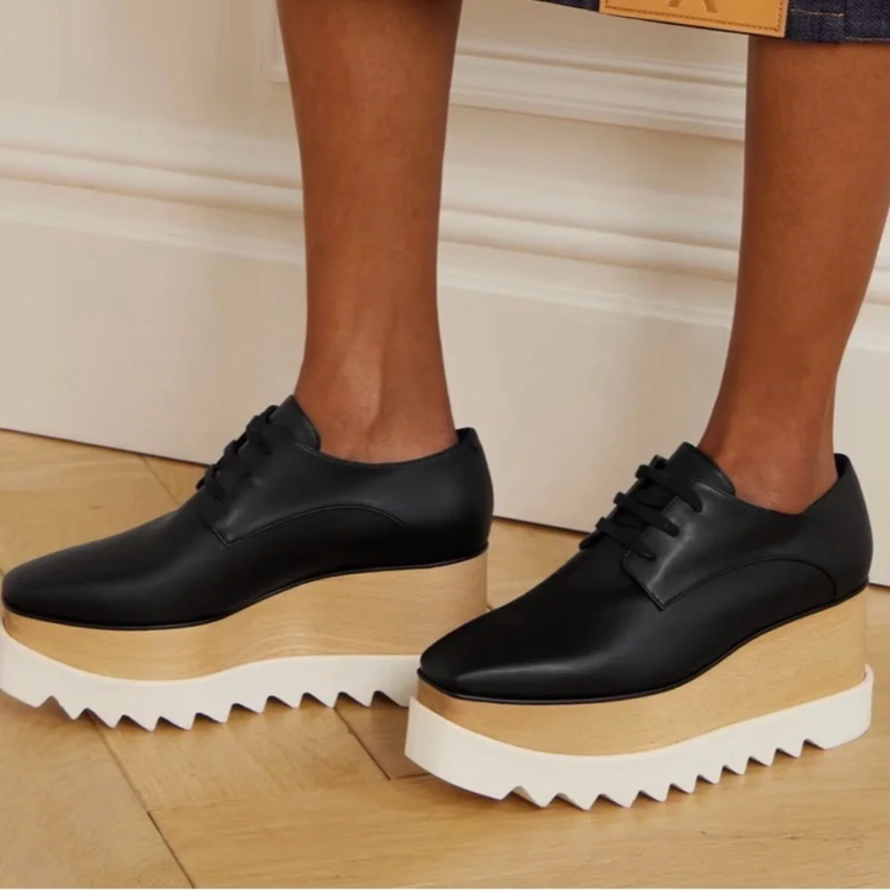 Stella McCartney $895 Elyse faux glossed leather platform brogues - Picture 1 of 5